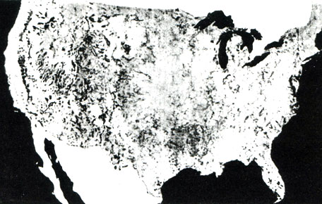 Эта карта Соединенных Штатов - своеобразный 'фотопортрет' страны. Она составлена из множества фотоснимков, сделанных с борта космического корабля